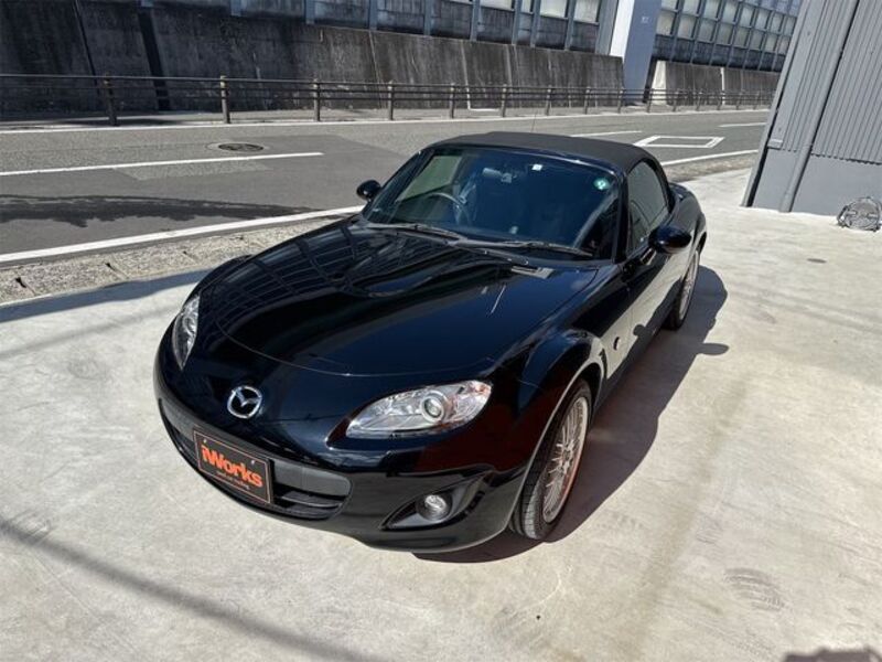 ROADSTER