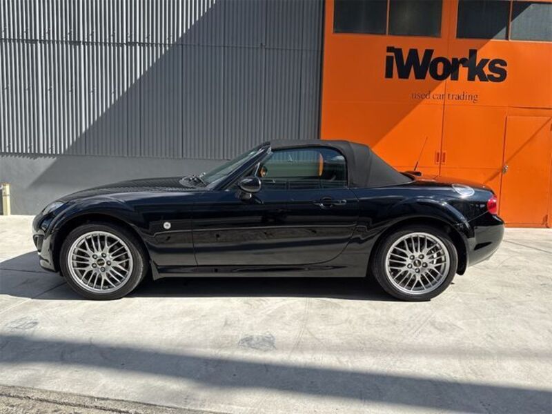 ROADSTER