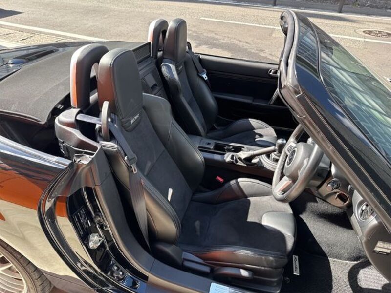 ROADSTER