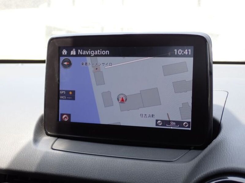 MAZDA2