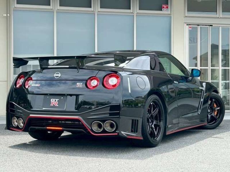 GT-R