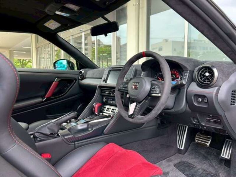 GT-R