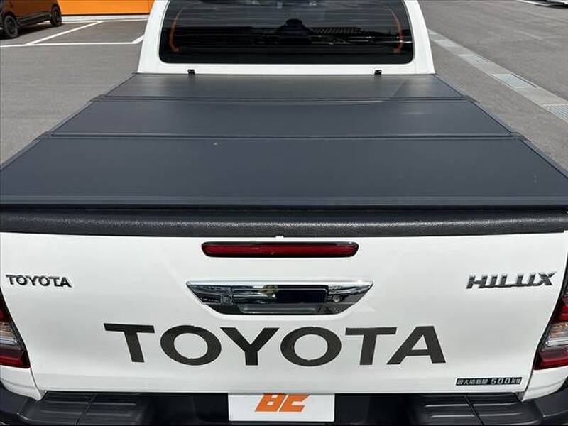 HILUX