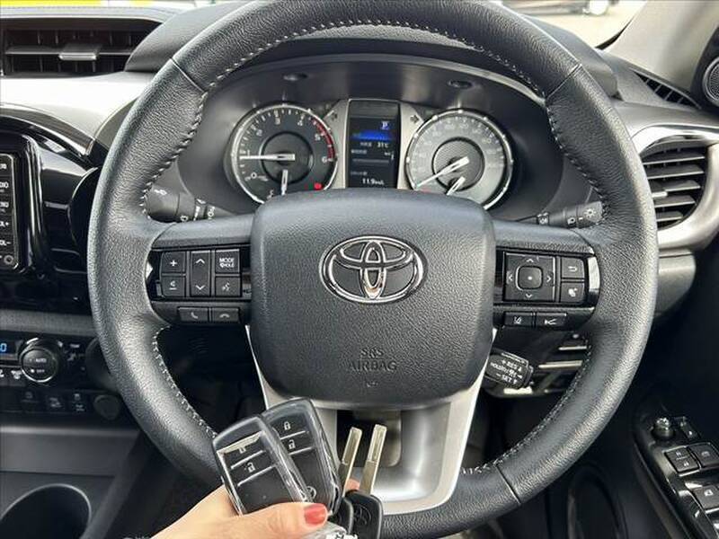 HILUX