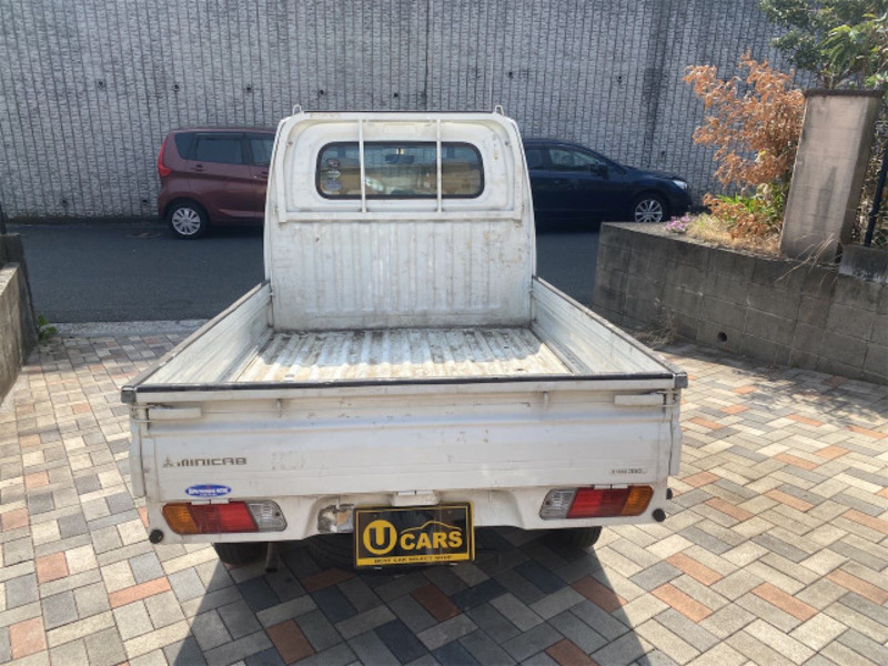MINICAB TRUCK