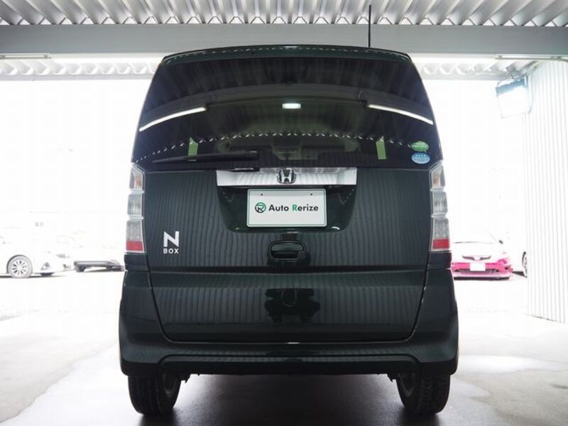 N BOX