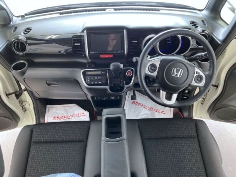 N BOX CUSTOM