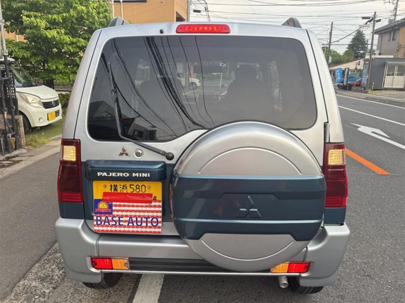 PAJERO MINI