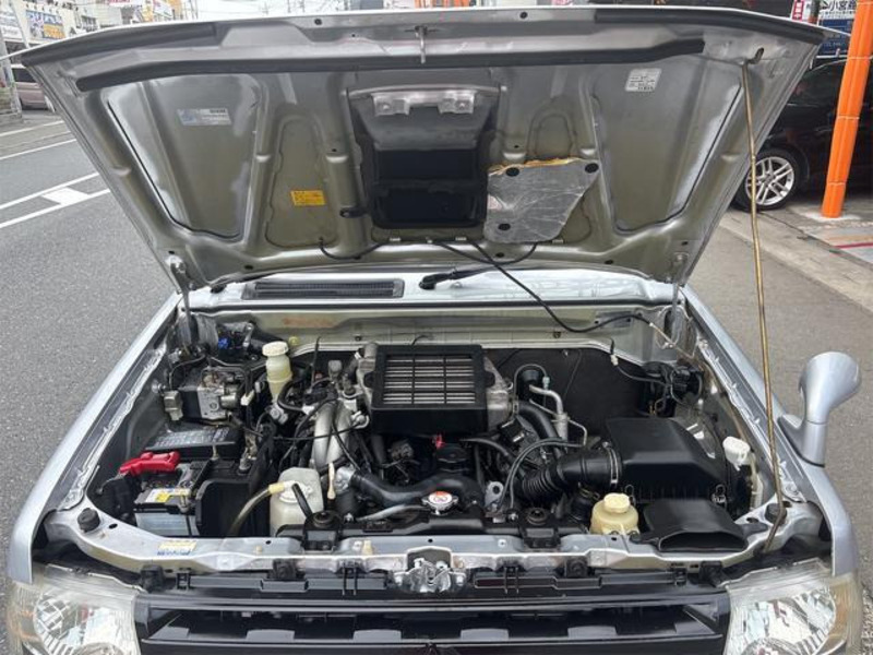 PAJERO MINI