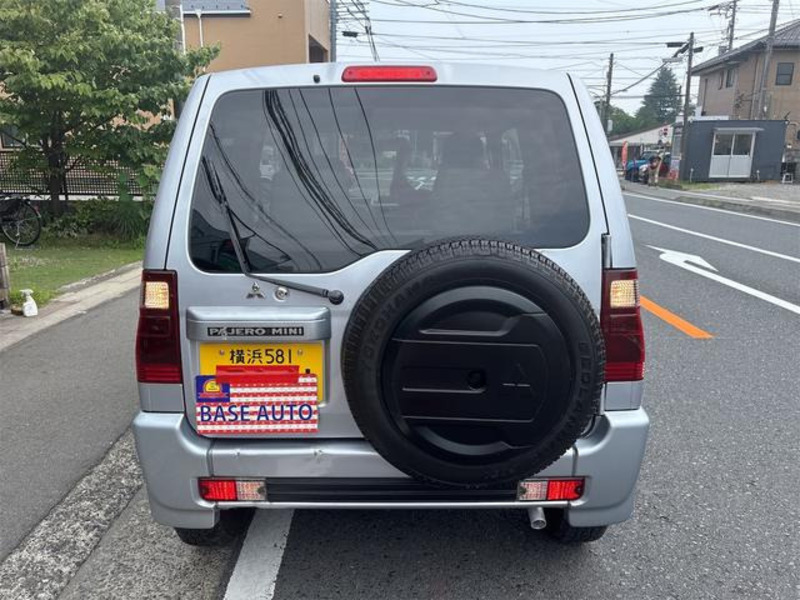 PAJERO MINI