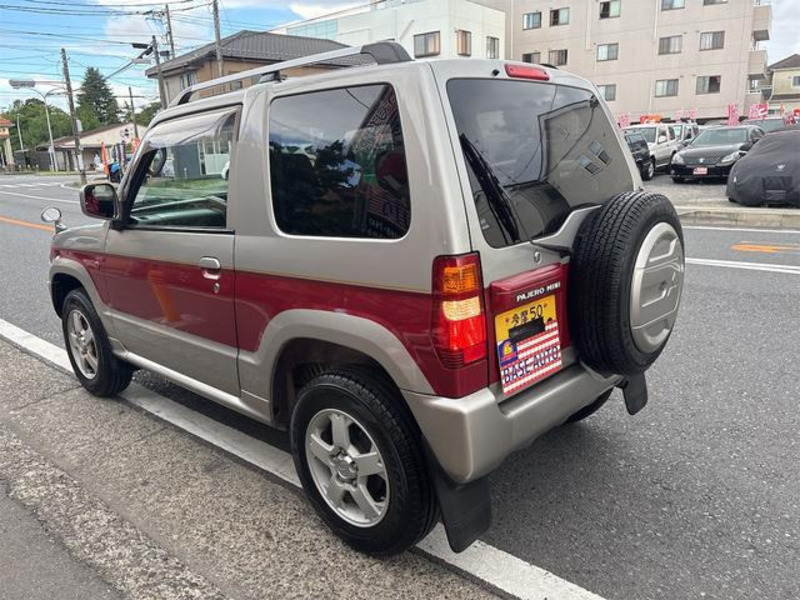 PAJERO MINI