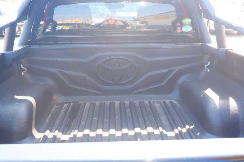 HILUX