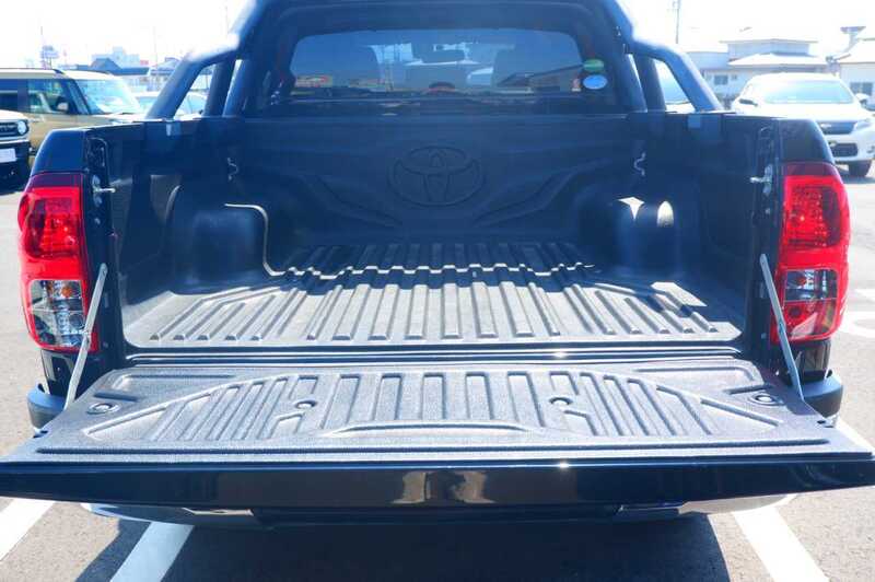 HILUX