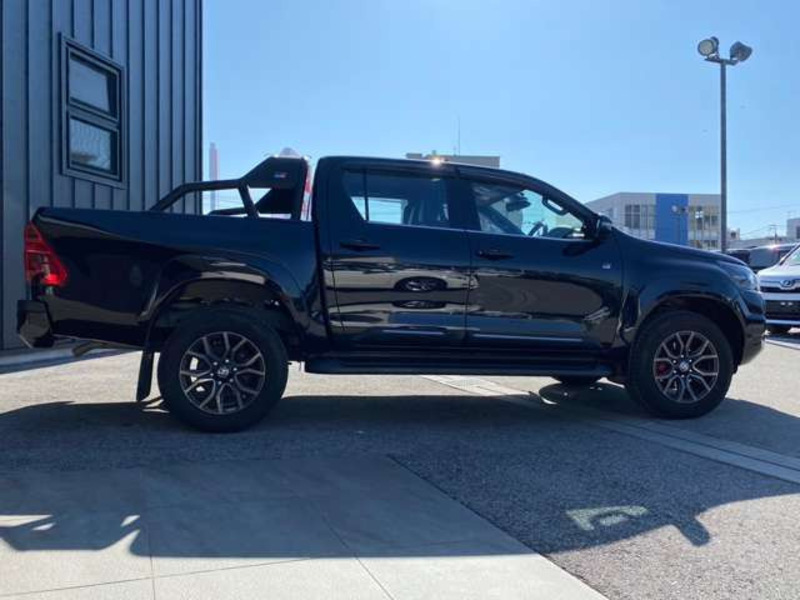 HILUX