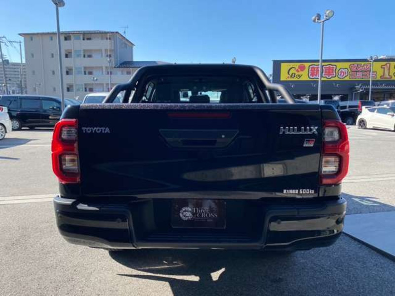 HILUX