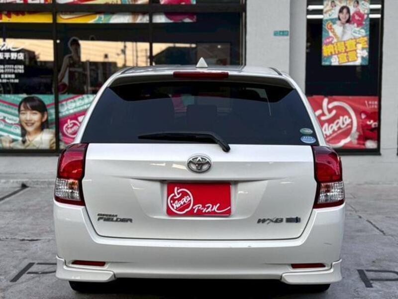 COROLLA FIELDER