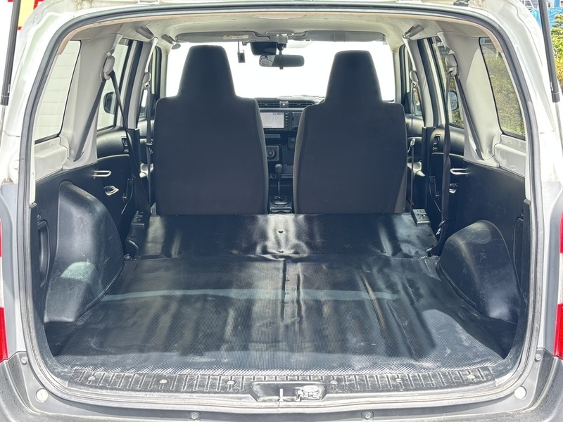 SUCCEED VAN
