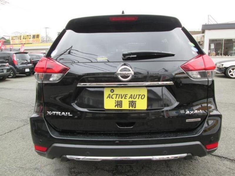 X-TRAIL