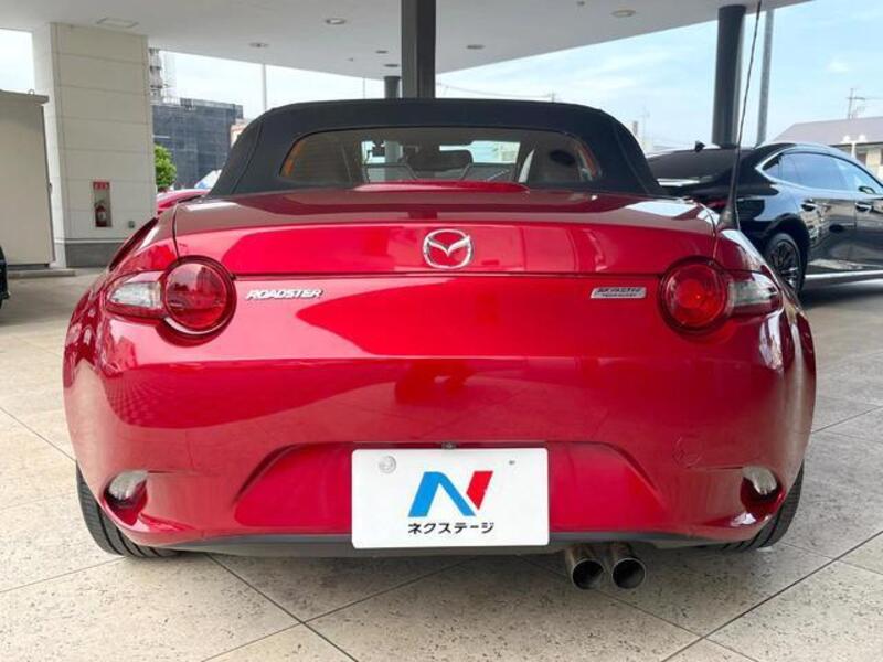 ROADSTER