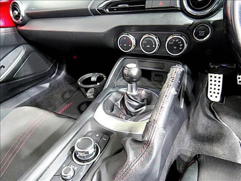 ROADSTER