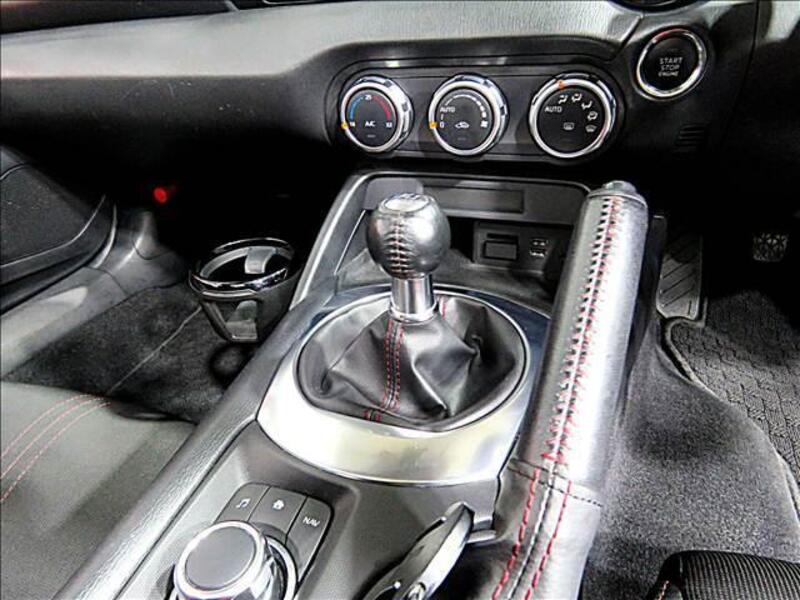 ROADSTER