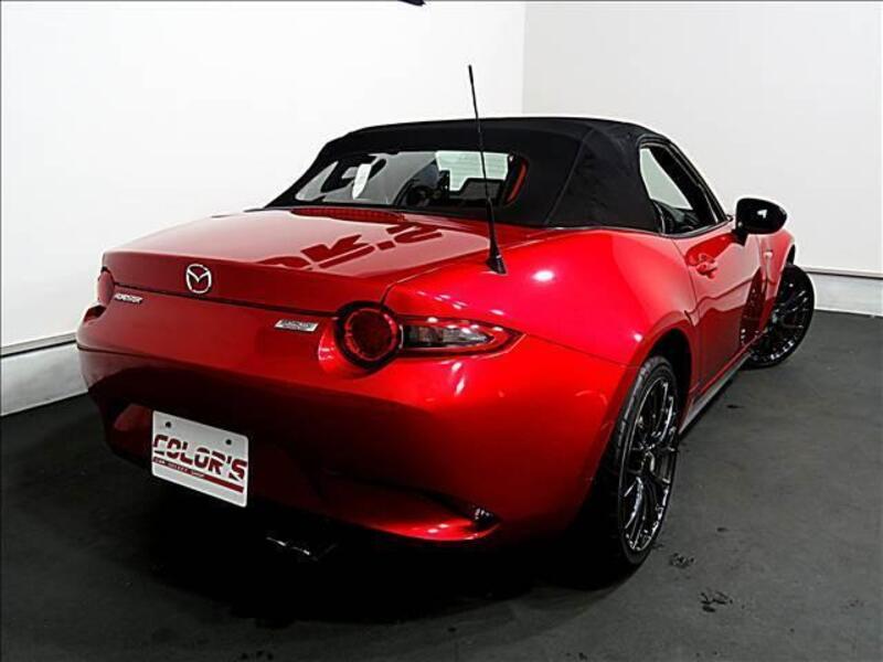 ROADSTER
