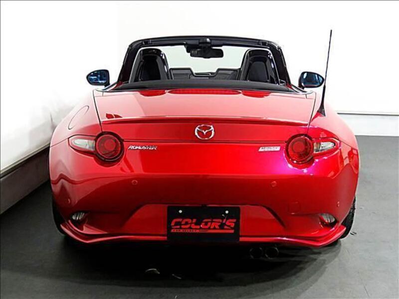 ROADSTER