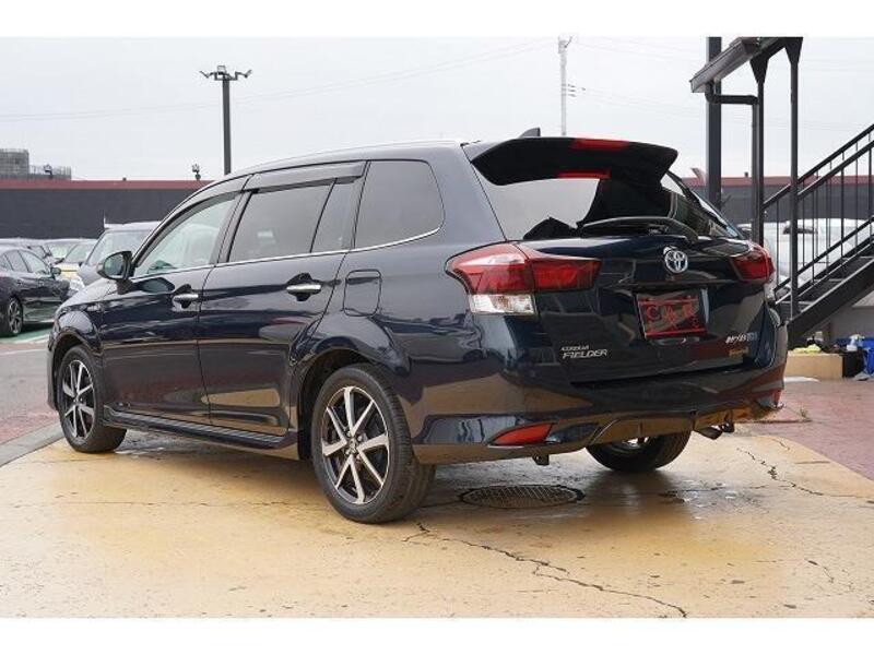 COROLLA FIELDER