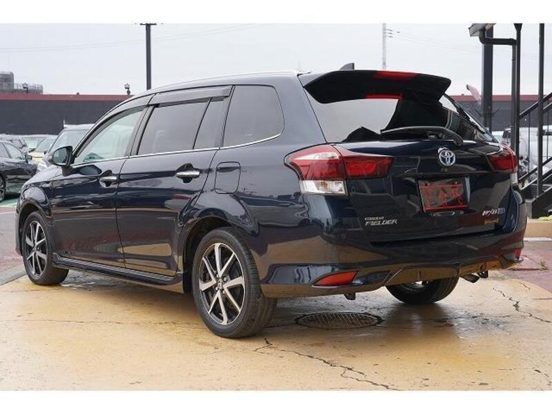 COROLLA FIELDER