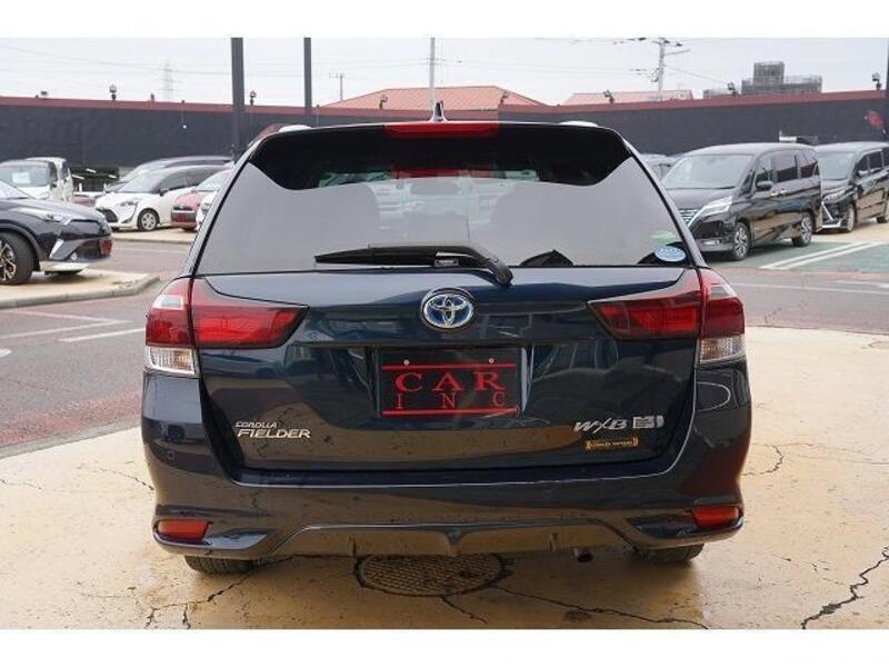 COROLLA FIELDER