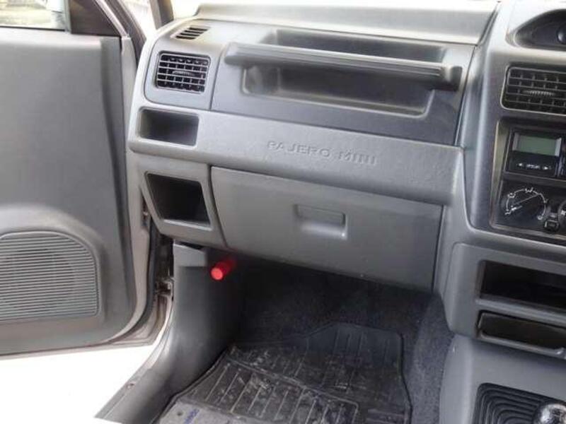 PAJERO MINI