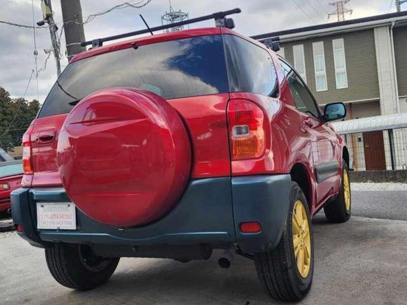 RAV4