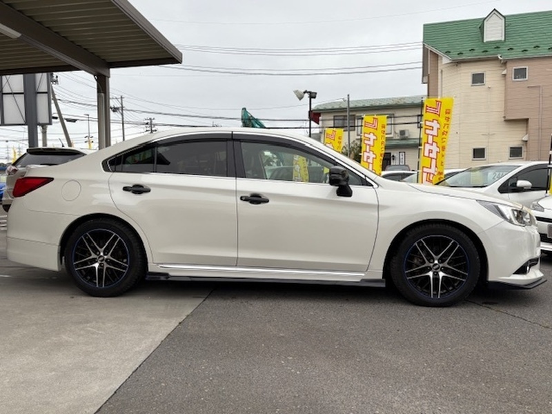 LEGACY B4