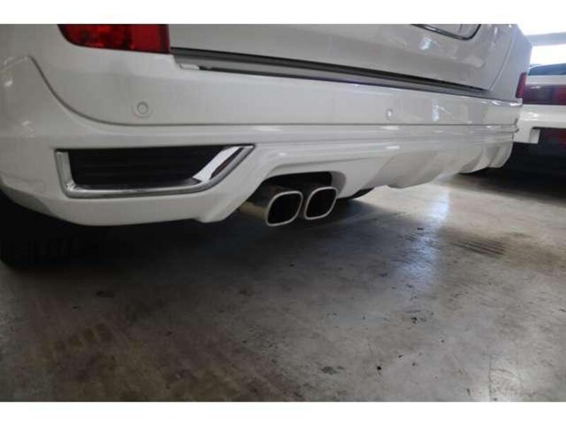 LAND CRUISER