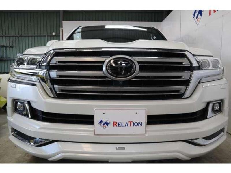 LAND CRUISER
