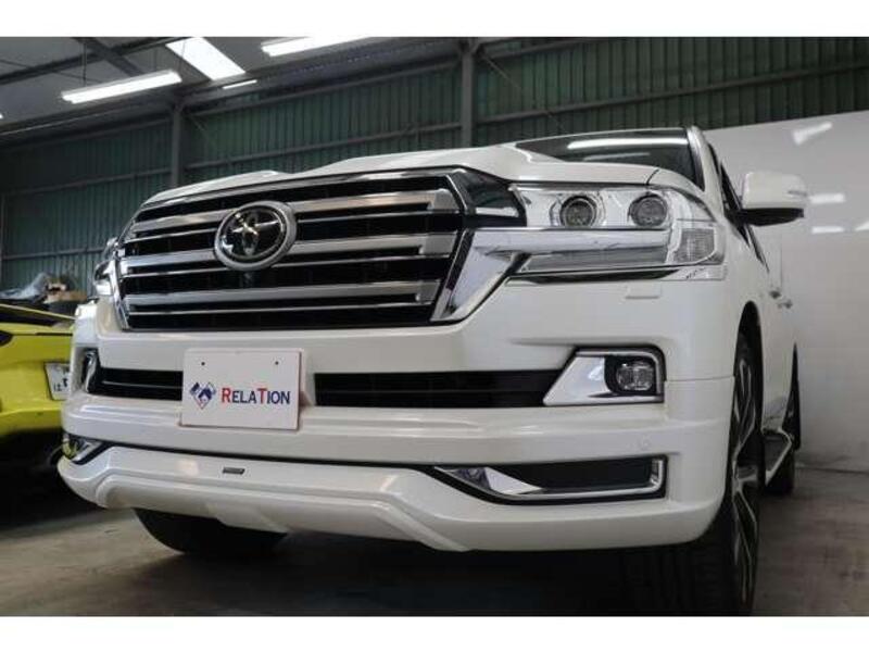LAND CRUISER