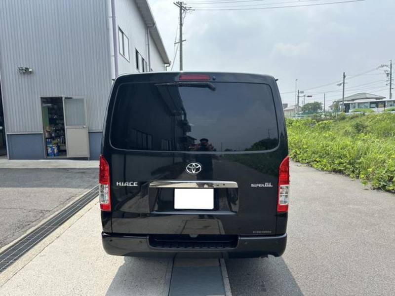 HIACE VAN