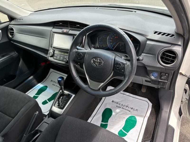 COROLLA AXIO