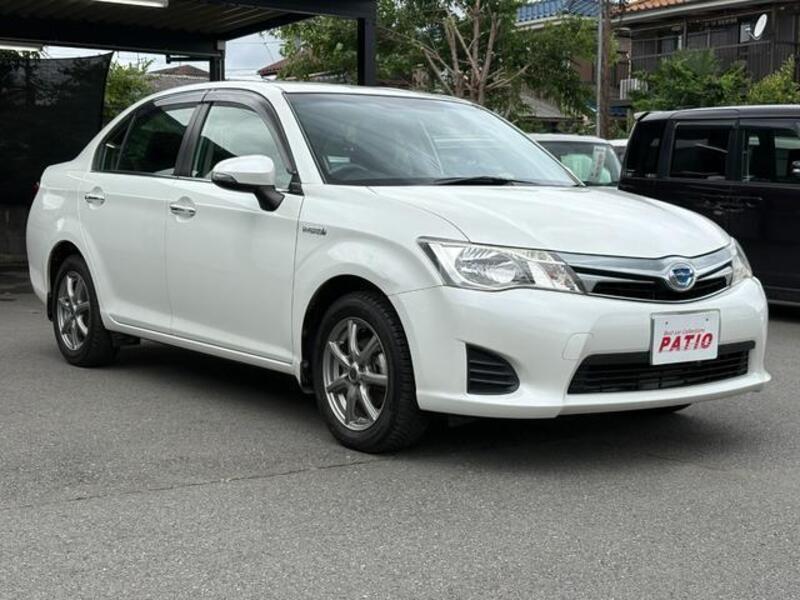 COROLLA AXIO