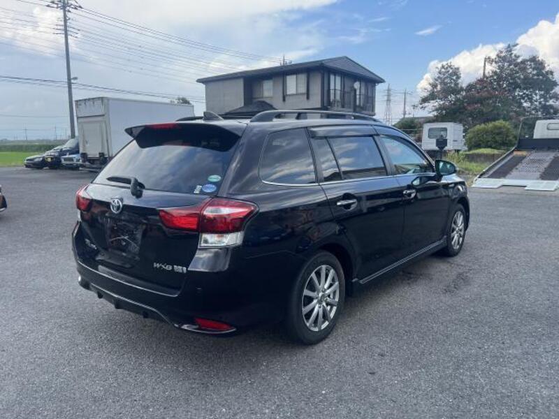 COROLLA FIELDER
