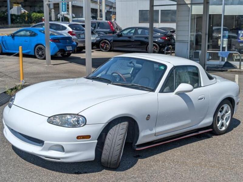 ROADSTER