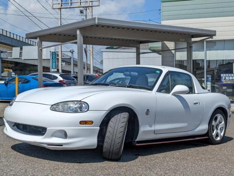 ROADSTER