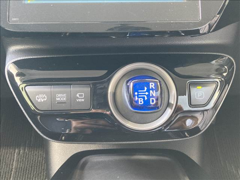 PRIUS PHV