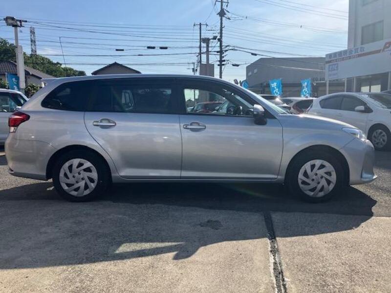COROLLA FIELDER