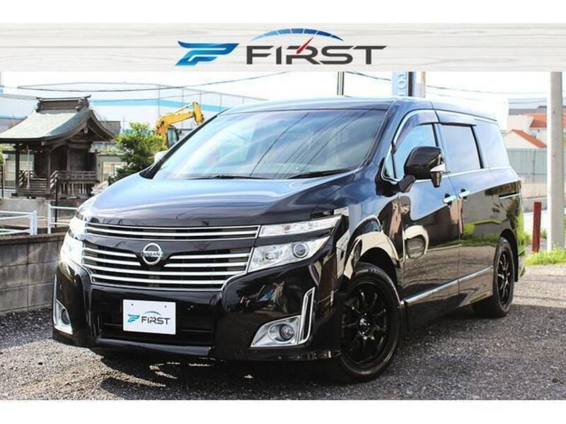 NISSAN ELGRAND