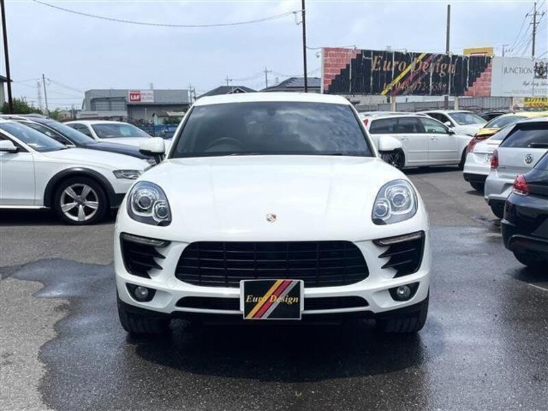 MACAN