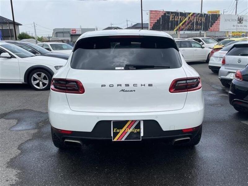 MACAN