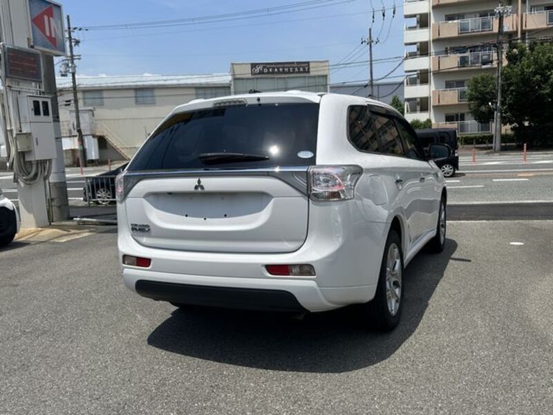 OUTLANDER PHEV