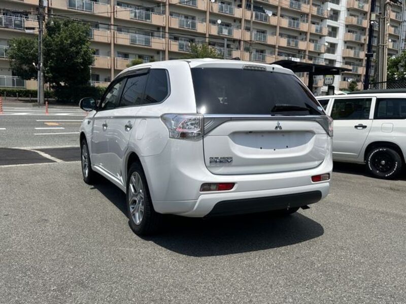 OUTLANDER PHEV