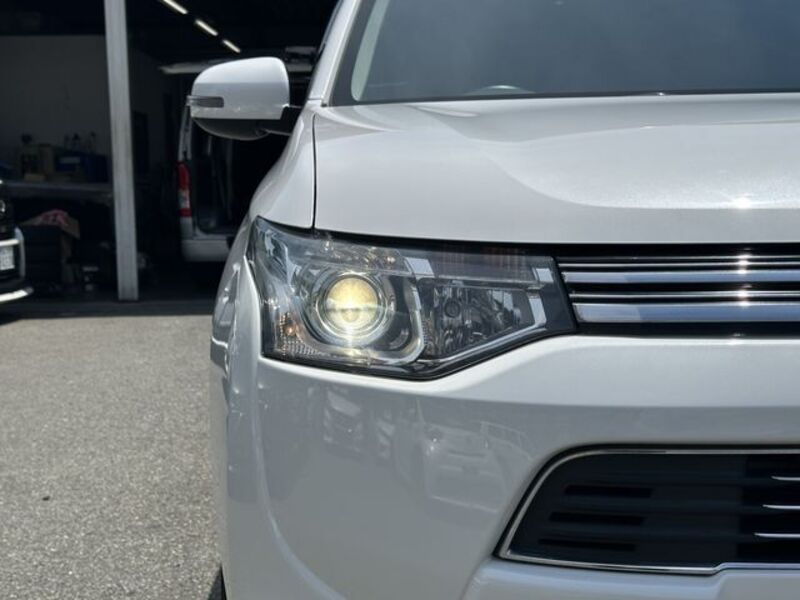 OUTLANDER PHEV